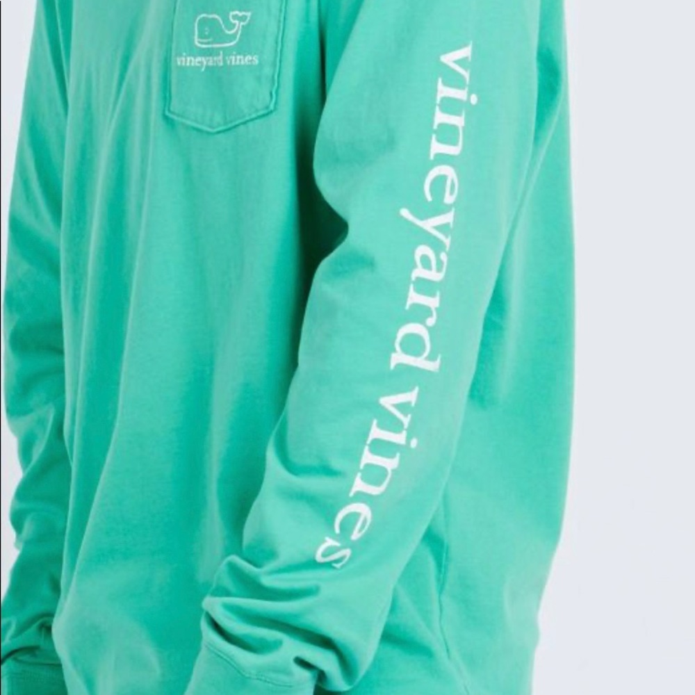 Vineyard Vines Long Sleeve (with a hood)
